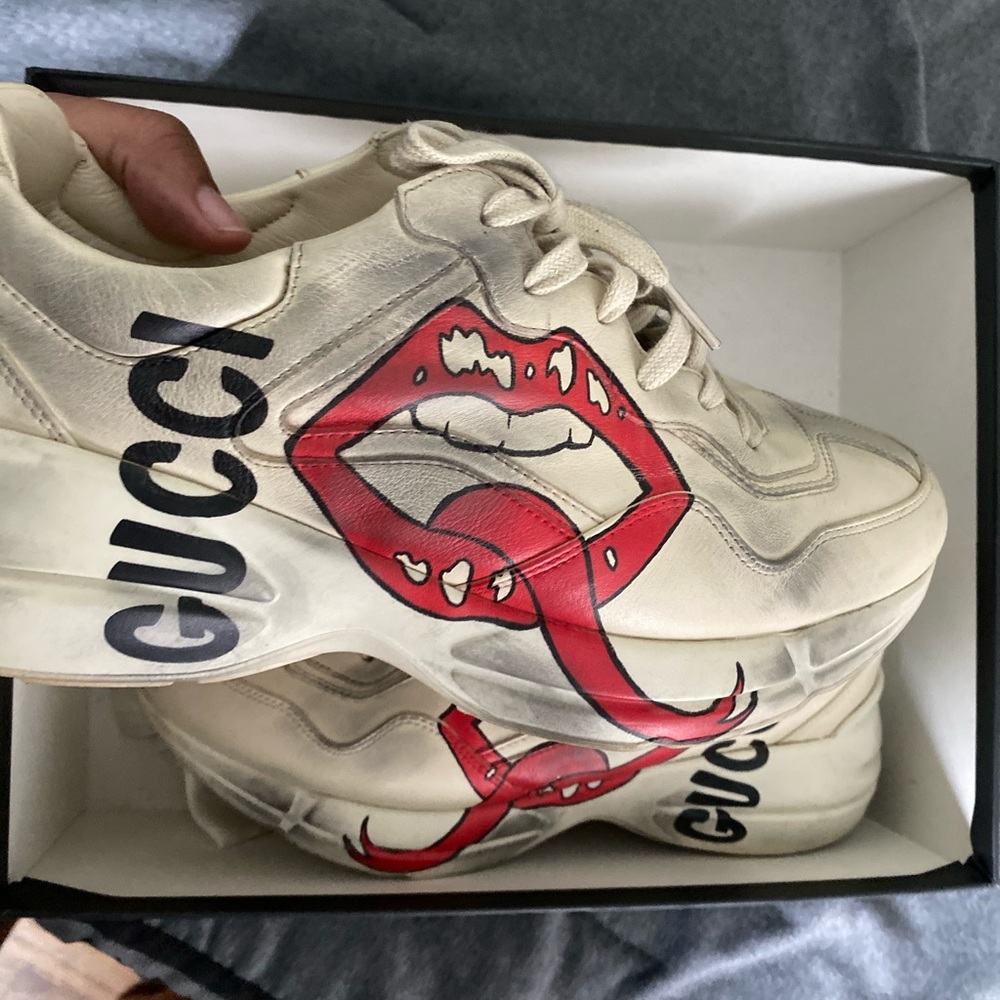 Gucci rhython with lips - Picture 2 of 2